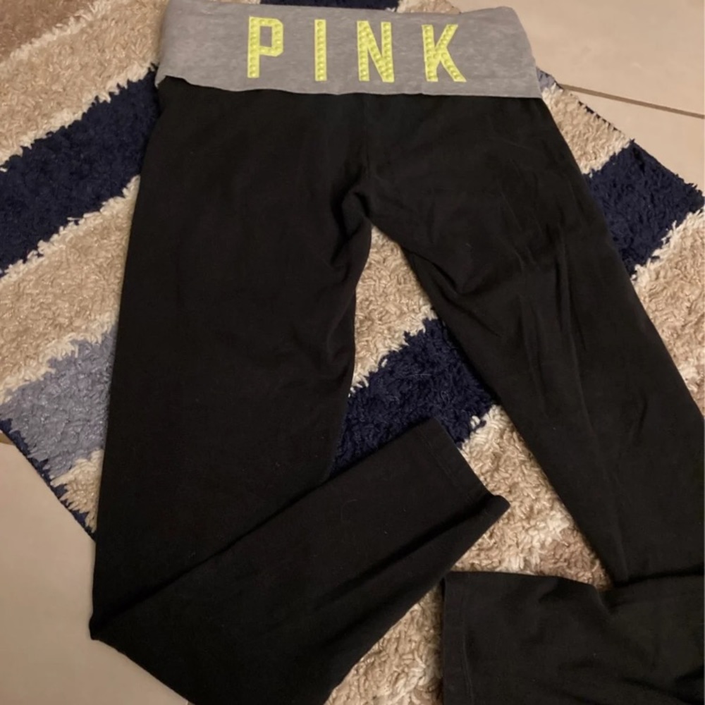 Victoria’s Secret studded PINK yoga leggings